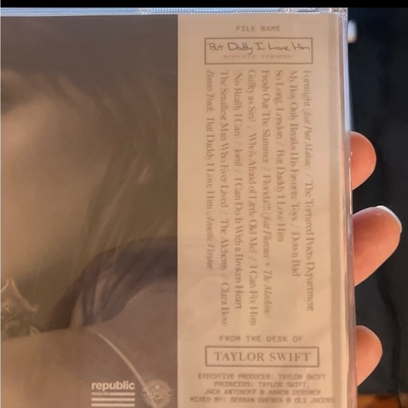 Unopened Taylor Swift TTPD CD - Picture 3 of 3